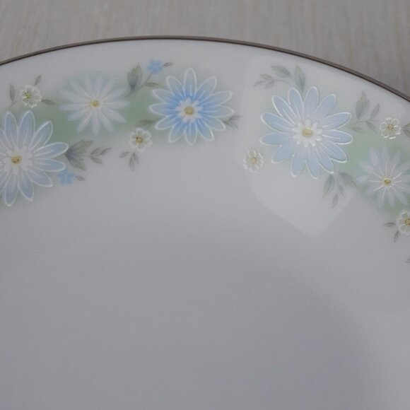 Noritake Blue Charm Flowers Platinum Bowls 4-Set - Picture 6 of 10